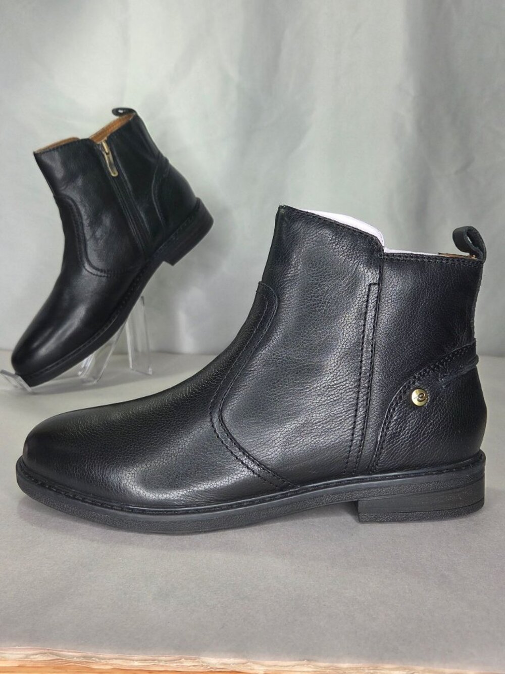 Easy Spirit Juna Round Toe Zippered Booties, Size: 10 M
